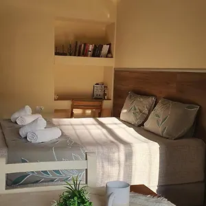 https://alles-tirana-vintage-studio-apartment.hotels-in-tirana.com