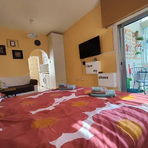 Elena Home- Fully Equipped , Ларнака Кипр